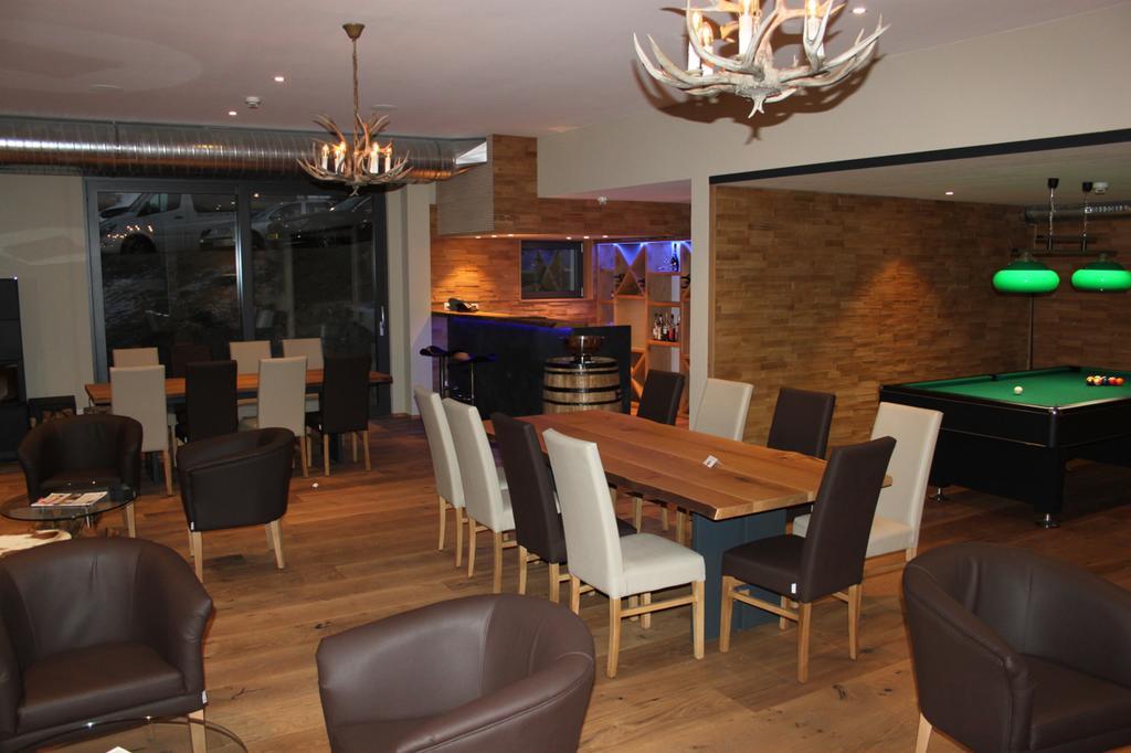 Hotel Restaurant Zur Alten Gasse เบลวัลด์ ภายนอก รูปภาพ